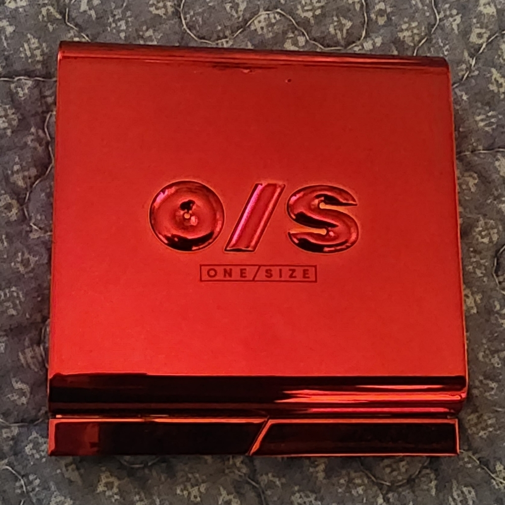 One/Size by Patrick Starrr Turn up the Base Versatile Powder Foundation - Picture 3 of 5